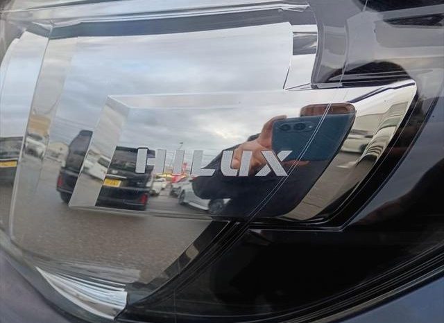 TOYOTA HILUX X 2018 full