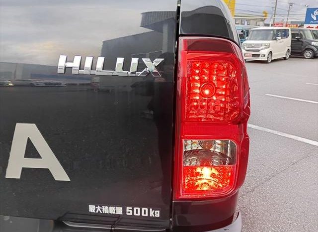 TOYOTA HILUX X 2018 full