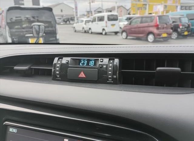 TOYOTA HILUX X 2018 full