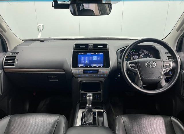 TOYOTA LAND CRUISER PRADO TX L PACKAGE 2019 full