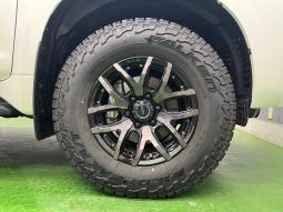 TOYOTA LAND CRUISER PRADO TX L PACKAGE 2019 full