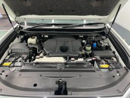 TOYOTA LAND CRUISER PRADO TX L PACKAGE 2019 full