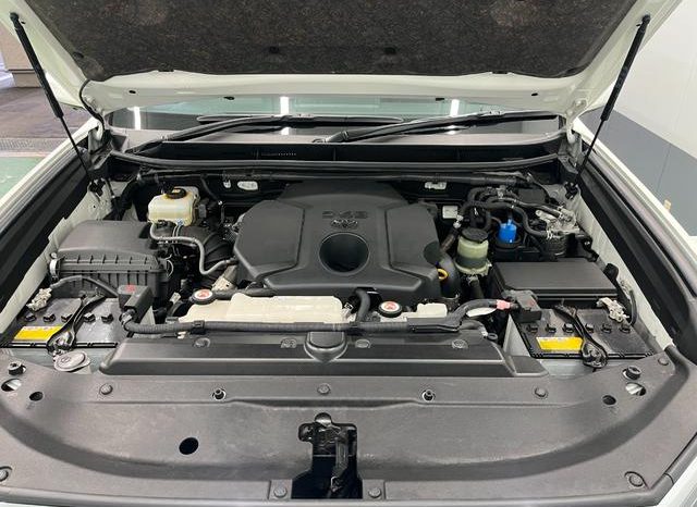 TOYOTA LAND CRUISER PRADO TX L PACKAGE 2019 full