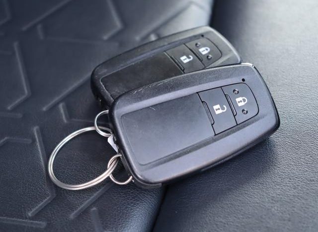 TOYOTA RAV4 ADVENTURE 2019 full