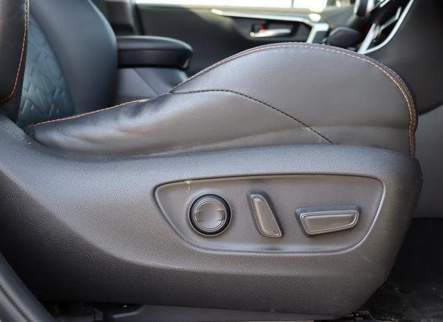 TOYOTA RAV4 ADVENTURE 2019 full