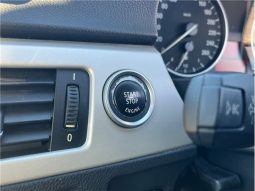 BMW 3 Series 320i 2010 full