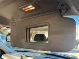 BMW 3 Series 320i 2010 full