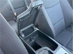 BMW 3 Series 320i 2010 full