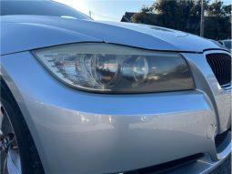 BMW 3 Series 320i 2010 full