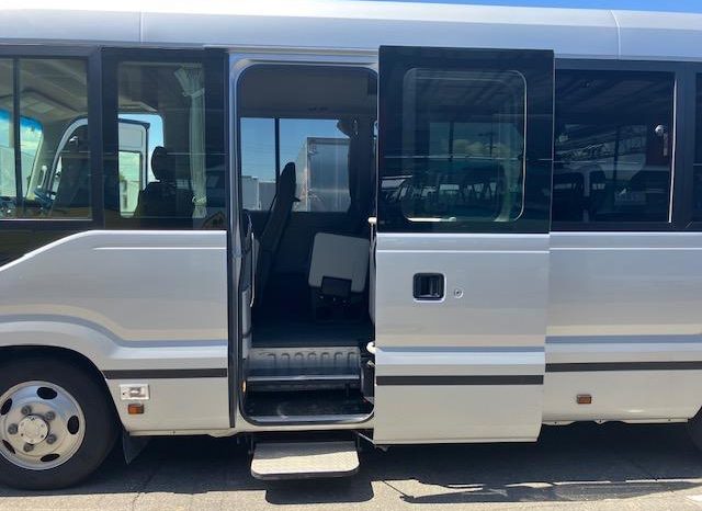 TOYOTA COASTER GX 2017 full