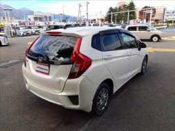 HONDA FIT 13G F PACKAGE 2013 full