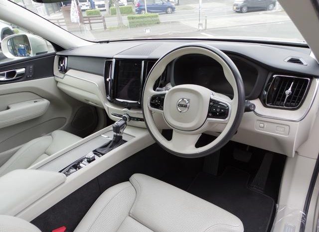 VOLVO XC60 T5 AWD INSCRIPTION 2017 full