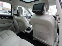 VOLVO XC60 T5 AWD INSCRIPTION 2017 full