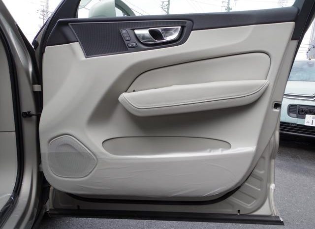 VOLVO XC60 T5 AWD INSCRIPTION 2017 full