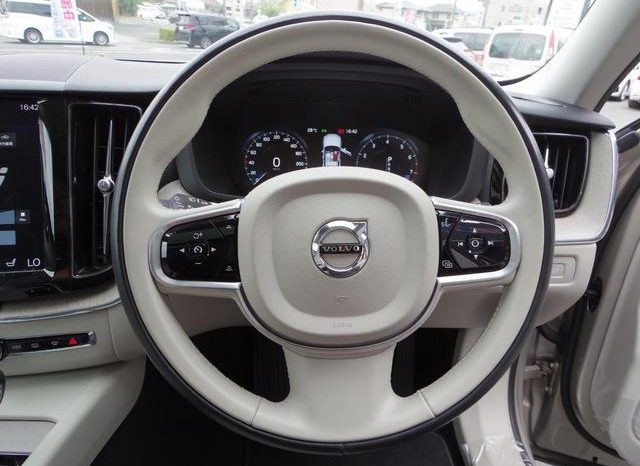VOLVO XC60 T5 AWD INSCRIPTION 2017 full