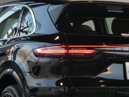 PORSCHE CAYENNE BASEGRADE 2019 full