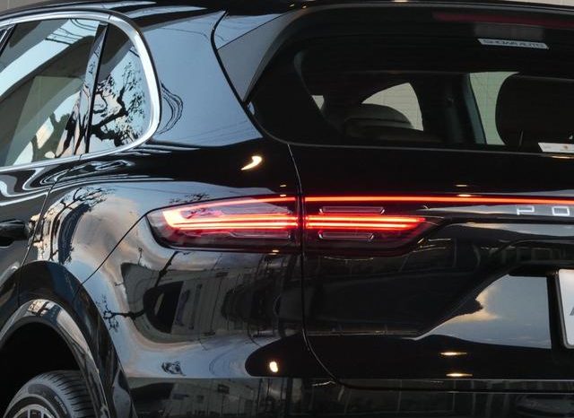 PORSCHE CAYENNE BASEGRADE 2019 full