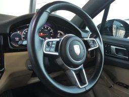 PORSCHE CAYENNE BASEGRADE 2019 full