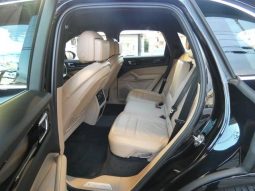 PORSCHE CAYENNE BASEGRADE 2019 full