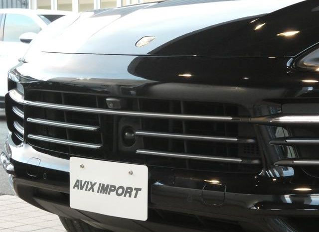 PORSCHE CAYENNE BASEGRADE 2019 full