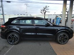PORSCHE CAYENNE BASEGRADE 2019 full