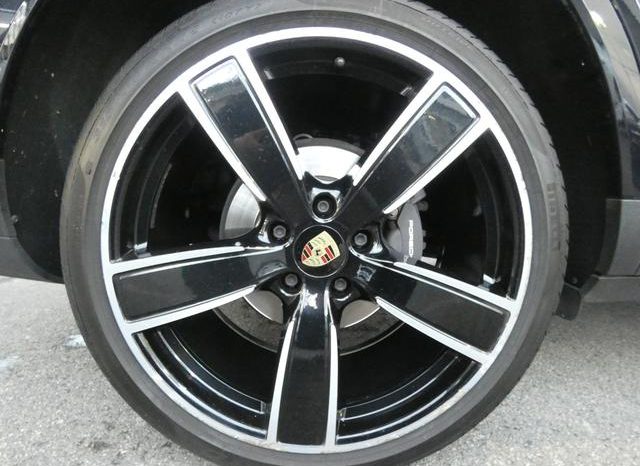 PORSCHE CAYENNE BASEGRADE 2019 full