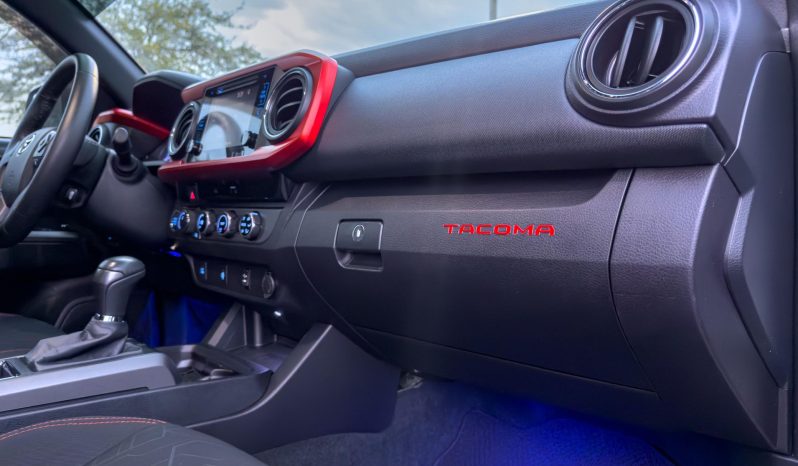 Toyota Tacoma TRD Sport Double Cab 4×4 2017 full