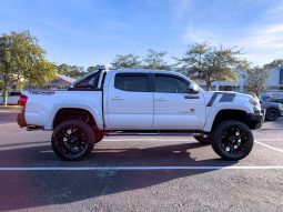 Toyota Tacoma TRD Sport Double Cab 4×4 2017 full