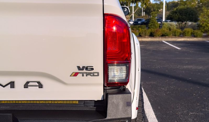 Toyota Tacoma TRD Sport Double Cab 4×4 2017 full