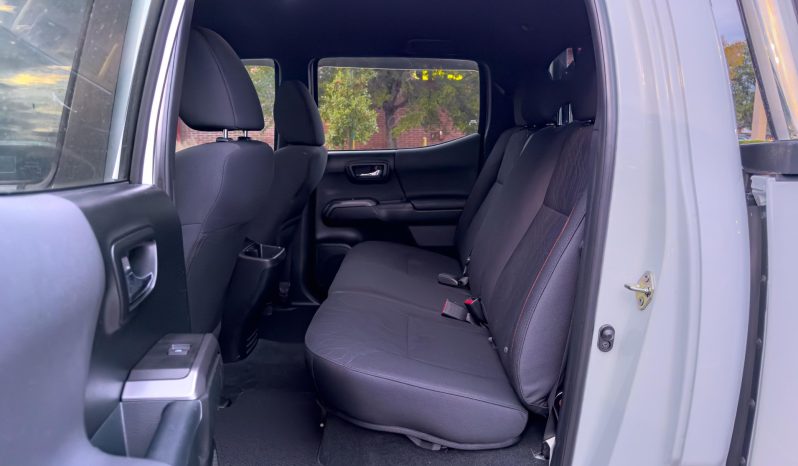 Toyota Tacoma TRD Sport Double Cab 4×4 2017 full