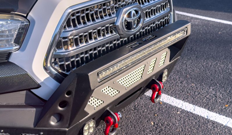 Toyota Tacoma TRD Sport Double Cab 4×4 2017 full