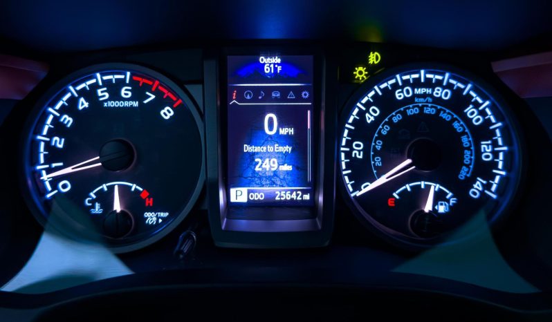 Toyota Tacoma TRD Sport Double Cab 4×4 2017 full