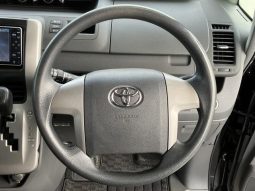 TOYOTA VOXY Z 2009 full