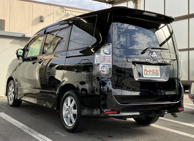 TOYOTA VOXY Z 2009 full