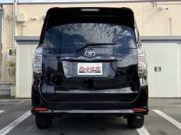 TOYOTA VOXY Z 2009 full