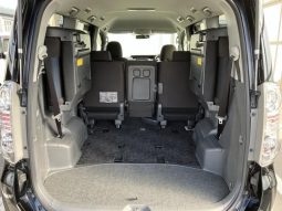 TOYOTA VOXY Z 2009 full