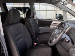 TOYOTA VOXY Z 2009 full