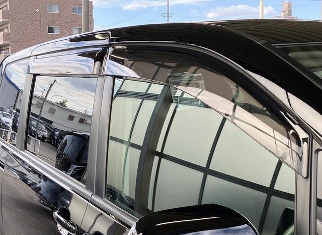 TOYOTA VOXY Z 2009 full