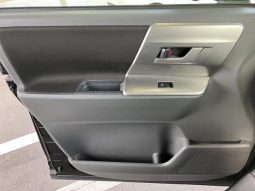 TOYOTA VOXY Z 2009 full