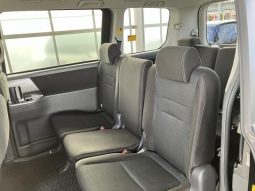 TOYOTA VOXY Z 2009 full