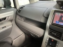 TOYOTA VOXY Z 2009 full