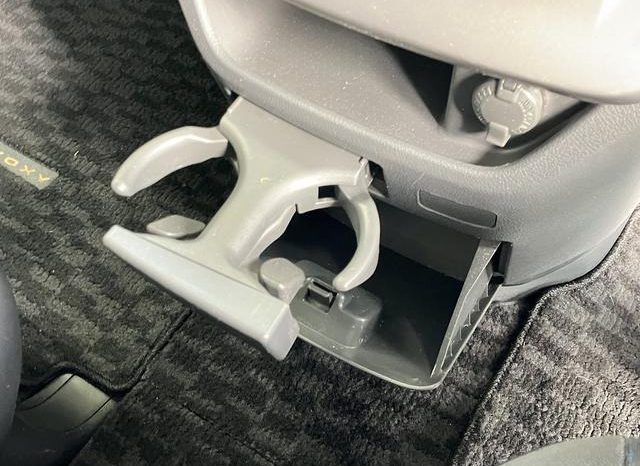 TOYOTA VOXY Z 2009 full