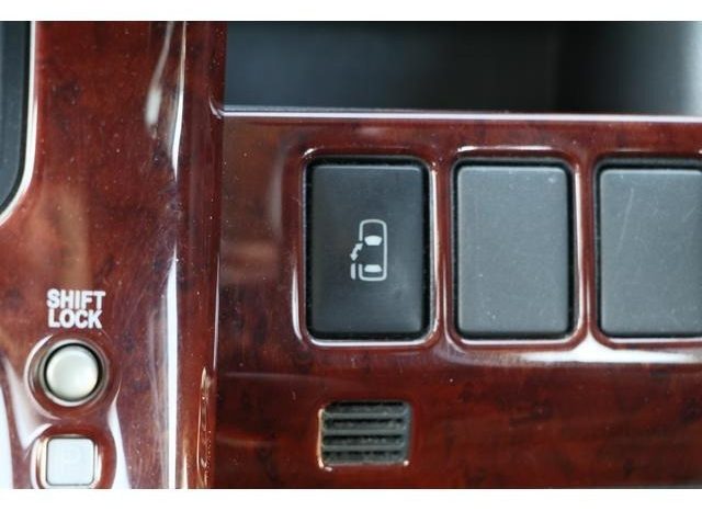 TOYOTA VOXY ( ZS ) 2008 full