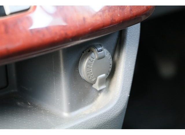 TOYOTA VOXY ( ZS ) 2008 full