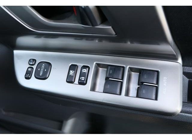 TOYOTA VOXY ( ZS ) 2008 full