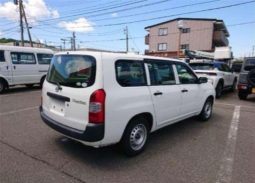 Toyota Probox Van DX Comfort 2017 full