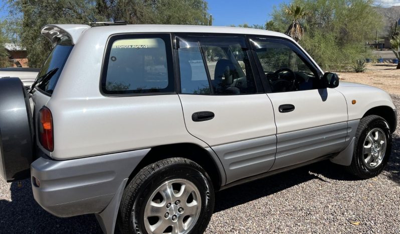 Toyota Rav4 L1996 full