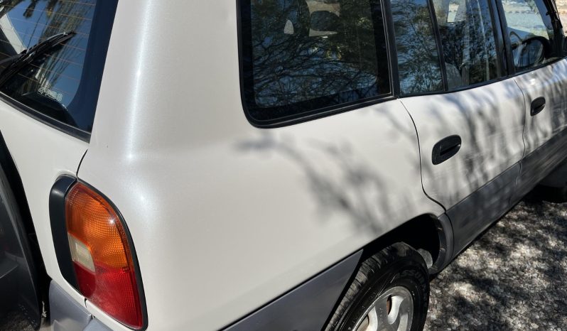 Toyota Rav4 L1996 full