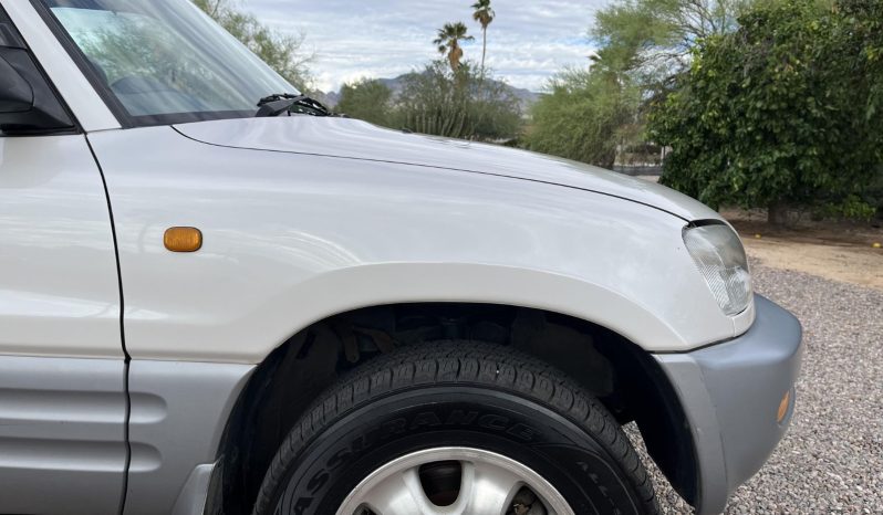 Toyota Rav4 L1996 full