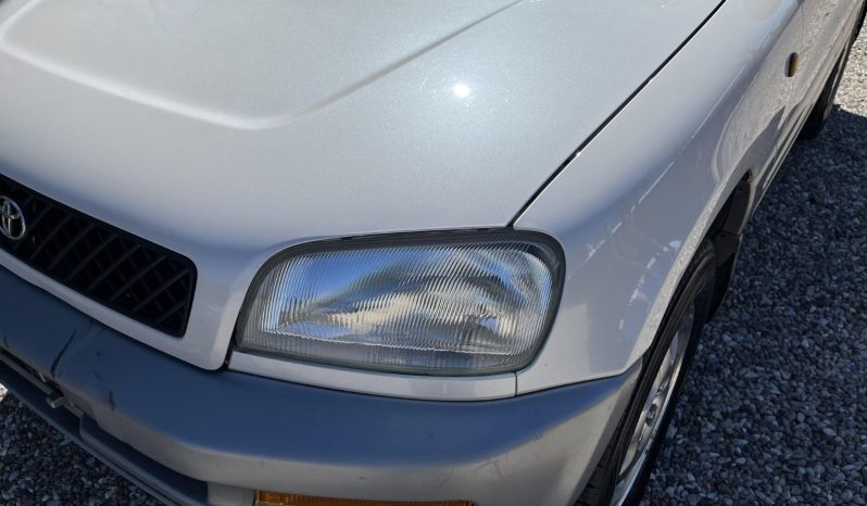 Toyota Rav4 L1996 full